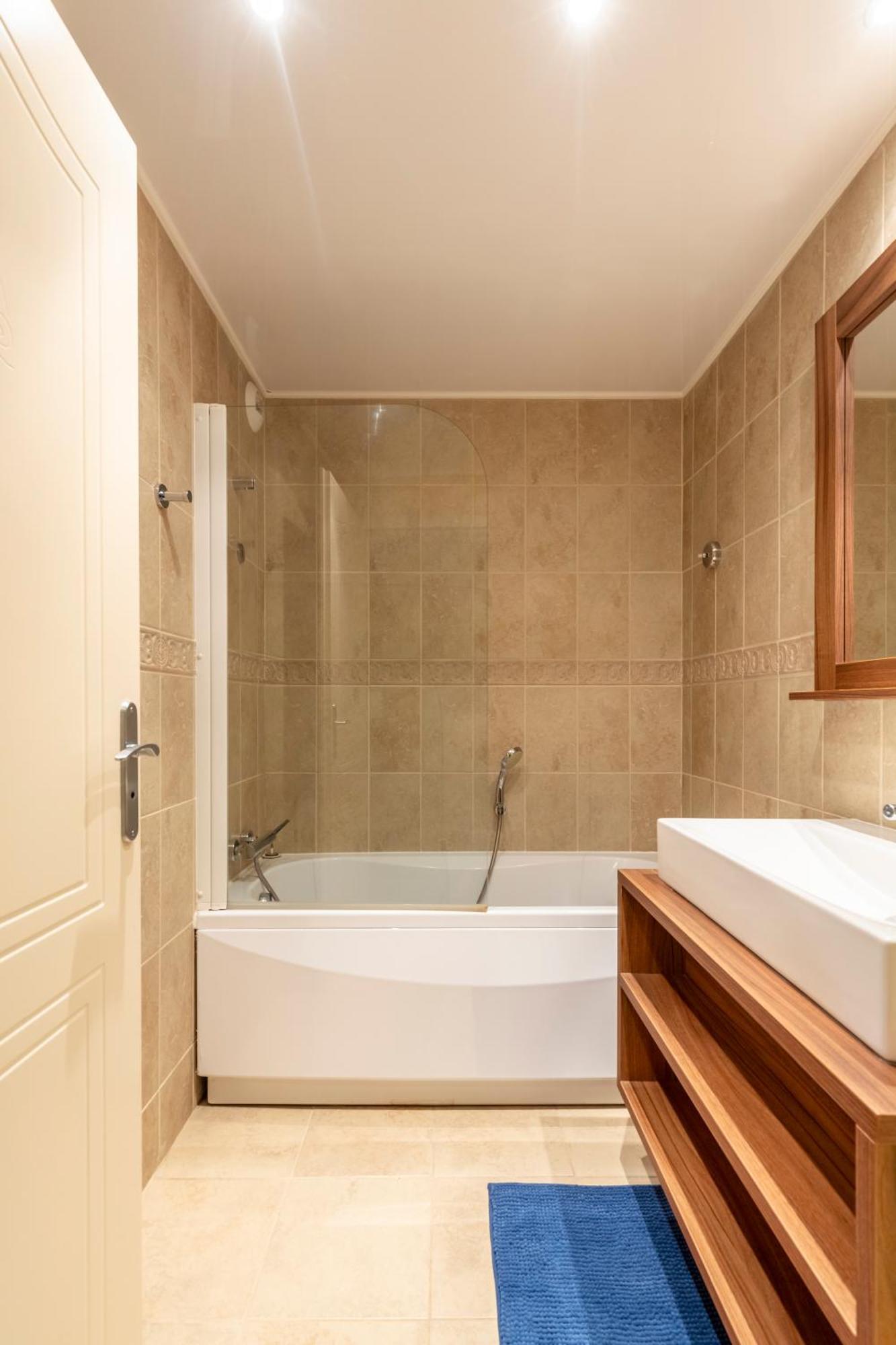 Joli T2, Centre, Parking Prive, Wifi, Local A Ski إيزولا المظهر الخارجي الصورة